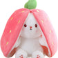 🍓 Hot Sale 50% UIT🍓Paasdag Aardbeienkonijn getransformeerd in Klein Konijn🎀 Fruitpop Pluche Speelgoed🐰